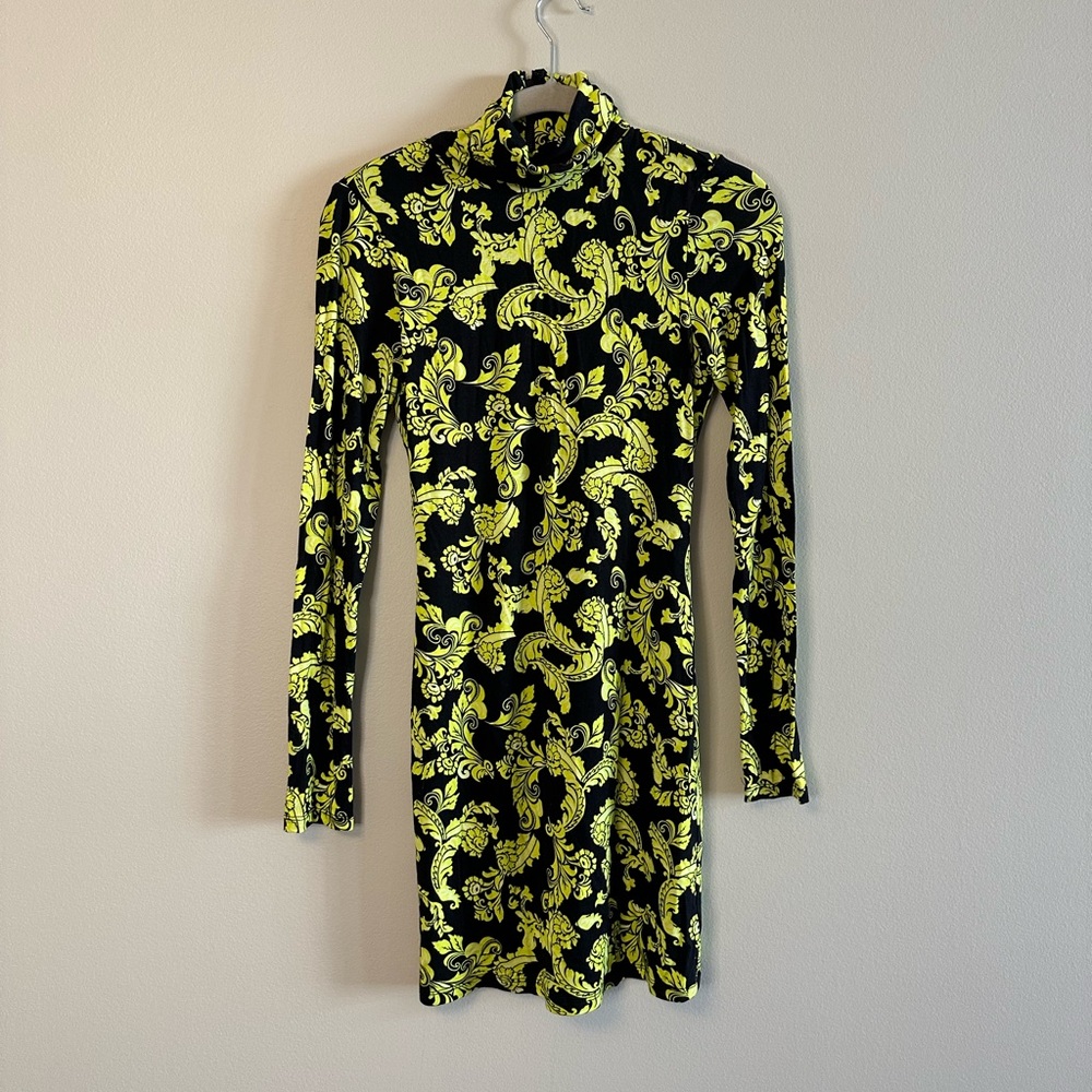 Alice+Olivia Bodycon Long Sleeve Patterned Dress size 0 NEVER WORN TAGS ATTACHED